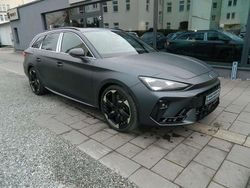 Magnetic grau matt Neu 2025 Cupra Leon VZ Kombi | 49.990 € (Teuer)