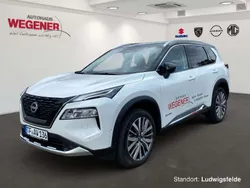 Pearl white/ black Gebraucht 2025 Nissan X-Trail Tekna+ SUV | 59.690 €