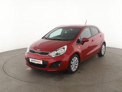 Rot Gebraucht 2015 Kia Rio FIFA World Cup Edition Limousine | 8.590 € (Etwas zu teuer)