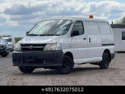 Weiß Gebraucht 2009 Toyota HiAce Van / Kleinbus | 7.490 € (Guter Preis)