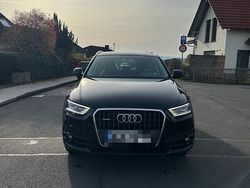 Schwarz Gebraucht 2013 Audi Q3 SUV | 9.900 € (Guter Preis)