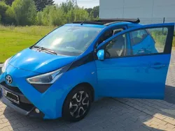 Blau Gebraucht 2019 Toyota Aygo x-sky Kleinwagen | 12.500 € (Fairer Preis)