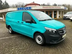 Gruen Gebraucht 2020 Mercedes Vito Van / Kleinbus | 19.992 €
