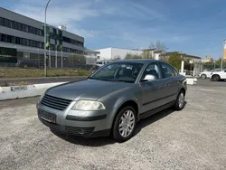 Grau Gebraucht 2004 VW Passat Limousine | 1.750 € (Guter Preis)