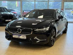 Schwarz black solid stone / solid (metallic) Gebraucht 2021 Volvo V60 Inscription Kombi | 26.900 € (Superpreis)