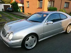 Silber Gebraucht 2001 Mercedes CLK55 AMG AMG Coupé | 20.000 €