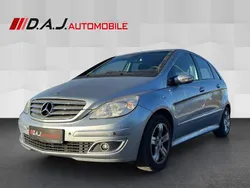 Blau Gebraucht 2007 Mercedes B200 Edition Van / Kleinbus | 2.750 € (Fairer Preis)