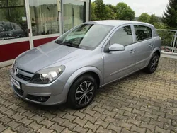 Silber Gebraucht 2005 Opel Astra Edition Limousine | 4.450 € (Teuer)