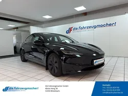 Schwarz Neu 2024 Tesla Model 3 Long Range Limousine | 48.988 € (Etwas zu teuer)