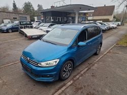 Blau Gebraucht 2019 VW Touran Join Van / Kleinbus | 9.999 € (Guter Preis)