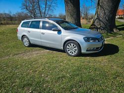 Silber Gebraucht 2014 VW Passat Comfortline Kombi | 11.900 € (Etwas zu teuer)