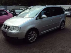 Reflexsilber metallic Gebraucht 2006 VW Touran Highline Van / Kleinbus | 2.490 € (Guter Preis)