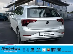 Silber Gebraucht 2024 VW Polo Life Limousine | 19.990 € (Fairer Preis)