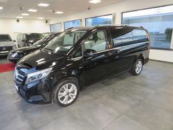 Schwarz Gebraucht 2016 Mercedes V250 Avantgarde Van / Kleinbus | 28.950 € (Guter Preis)