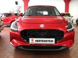 Orange Neu 2025 Suzuki Swift Comfort Limousine | 19.700 €