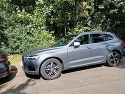 Silber Gebraucht 2018 Volvo XC60 SUV | 24.990 € (Fairer Preis)