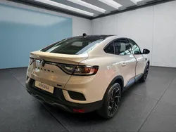 Weiß Gebraucht 2024 Renault Arkana SUV | 34.699 €