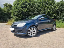 Blau Gebraucht 2009 Opel Tigra Cabrio | 3.333 € (Etwas zu teuer)