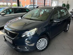 Blau Gebraucht 2017 Peugeot 2008 Active SUV | 5.990 € (Superpreis)