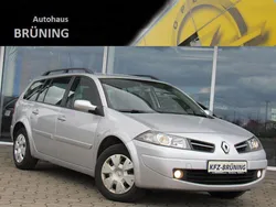 Grau Gebraucht 2009 Renault Mégane III Avantage Limousine | 1.990 € (Superpreis)
