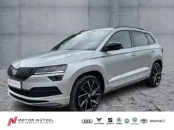 Brilliantsilber metallic Gebraucht 2021 Skoda Karoq SportLine SUV | 31.420 € (Fairer Preis)