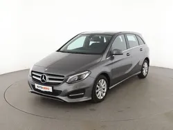 Grau Gebraucht 2017 Mercedes B180 Style Van / Kleinbus | 16.990 € (Fairer Preis)