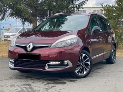 Rot Gebraucht 2015 Renault Grand Scénic III Van / Kleinbus | 9.950 € (Teuer)