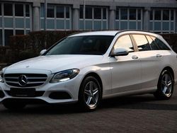 Weiß Gebraucht 2016 Mercedes C200 Limousine | 12.990 € (Fairer Preis)