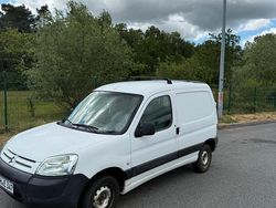 Weiß Gebraucht 2006 Citroën Berlingo | 1.800 €
