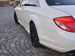Weiß Gebraucht 2010 Mercedes CL63 AMG AMG Coupé | 32.000 €