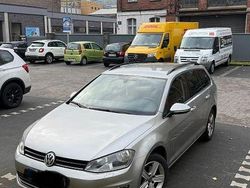 Silber Gebraucht 2014 VW Golf VII Comfortline Kombi | 7.500 € (Fairer Preis)
