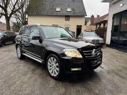 Schwarz Gebraucht 2011 Mercedes GLK250 SUV | 12.890 € (Fairer Preis)