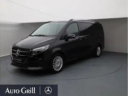 Obsidianschwarz metallic Gebraucht 2024 Mercedes V250 Style Van / Kleinbus | 61.870 € (Guter Preis)