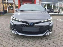 Grau metallic Gebraucht 2024 Toyota Corolla Team Kombi | 32.140 € (Etwas zu teuer)