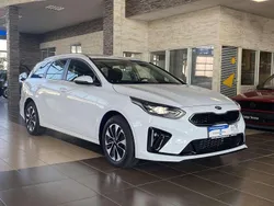 (wd) cararraweiss Gebraucht 2021 Kia Ceed Vision Kombi | 17.500 € (Fairer Preis)
