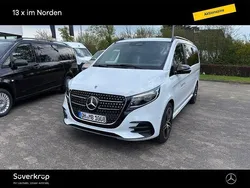 Weiß Gebraucht 2025 Mercedes V220 AMG Van / Kleinbus | 69.350 €