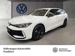 Weiß Gebraucht 2025 VW Passat R-line Limousine | 64.360 €
