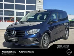 Cavansitblau Gebraucht 2023 Mercedes T180 Style Van / Kleinbus | 25.850 € (Guter Preis)