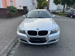 Silber Gebraucht 2009 BMW 320 Exclusive Kombi | 4.499 € (Superpreis)