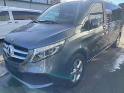 Grau Gebraucht 2022 Mercedes V300 Edition Van / Kleinbus | 56.000 € (Guter Preis)