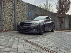 Schwarz Gebraucht 2009 Opel Astra GTC Sport Coupé | 2.200 € (Superpreis)