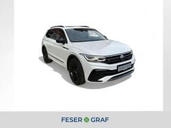 Oryxweiß perlmutteffekt Gebraucht 2024 VW Tiguan Allspace R-line SUV | 40.990 € (Guter Preis)