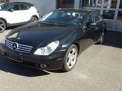 Schwarz Gebraucht 2006 Mercedes CLS500 Limousine | 13.850 € (Fairer Preis)