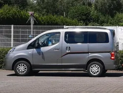 Grau Gebraucht 2011 Nissan Evalia Tekna Van / Kleinbus | 5.500 € (Fairer Preis)
