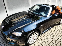 Schwarz Gebraucht 2018 Fiat 124 Spider Lusso Cabrio | 18.911 € (Guter Preis)