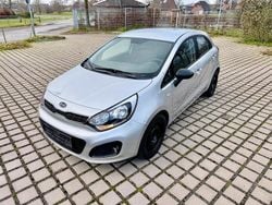 Silber Gebraucht 2012 Kia Rio Kleinwagen | 3.700 € (Guter Preis)