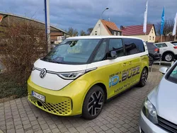 Candyweiß/limonengelb Gebraucht 2023 VW ID. Buzz Comfortline Van | 48.290 € (Fairer Preis)