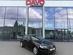 Schwarz Gebraucht 2016 Audi e-tron Attraction SUV | 16.991 €