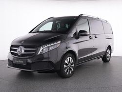 Schwarz Gebraucht 2024 Mercedes V250 Van / Kleinbus | 62.395 € (Superpreis)
