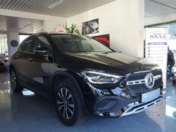 Schwarz Gebraucht 2022 Mercedes GLA200 SUV | 25.999 € (Guter Preis)